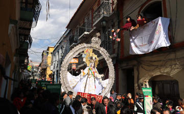 Virgen de La Merced sale en procesión