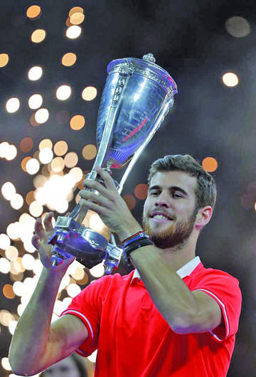 Khachanov doblega a Mannarino y alza la Copa del Kremlin