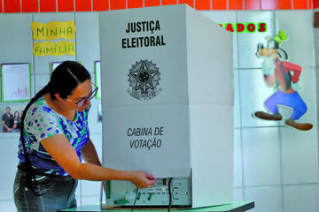 Un Brasil polarizado va a las urnas y elige entre Haddad y Bolsonaro