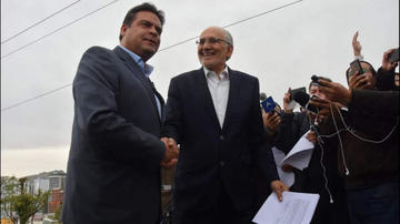 Mesa y Revilla firman una alianza con mira a las elecciones de 2019