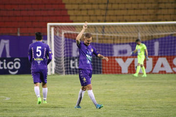Real quiere domar al Tigre en La Paz