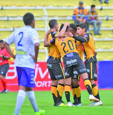 El Tigre se come de cinco bocados a Real Potosí