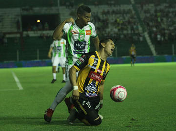 Oriente le pone un freno  a los sueños del Tigre