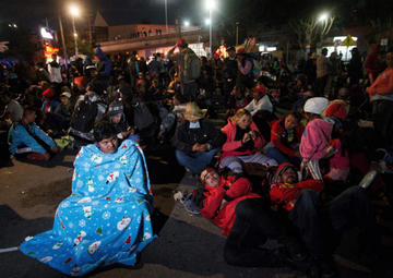 Declaran crisis humanitaria en Tijuana por caravana migrante