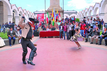 Exhiben la danza de seis países latinos