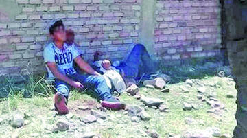 El miércoles 21, una turba de comunarios de Uncía capturó a dos jóvenes, acusándolos de robar un vehículo.