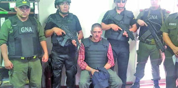 Presentan querella para investigar cómo obtuvo certificado un extranjero