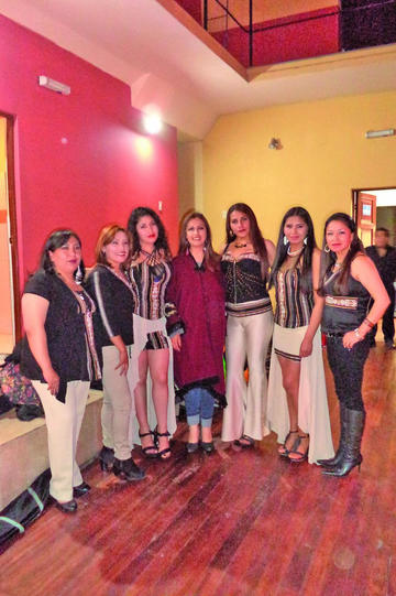 El FIC ofrece música y canto  en noche folclórica femenina