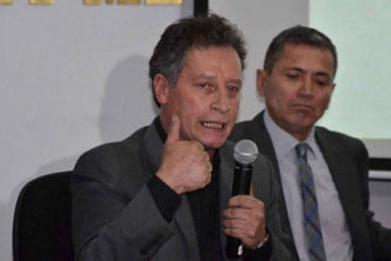 El titular del Ministerio de Minería y Metalurgía, César Navarro.