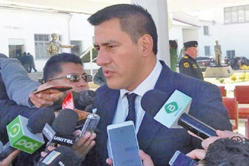 Evo inaugura el primer puesto militar en la frontera con Chile
