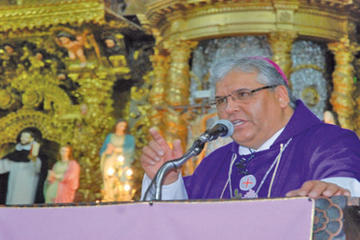 Iglesia: los politiqueros piensan que católicos deben estar encerrados