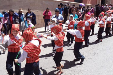 Se baila el villancico y los chuntunquis.