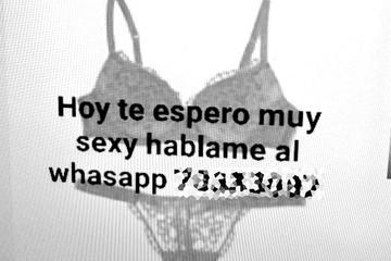 Avisos como este existen varios en Facebook.