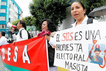 Médicos inician paro de 48 horas contra el SUS