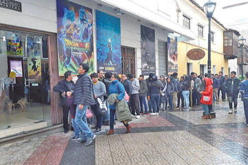 El filme continúa volteando taquilla.