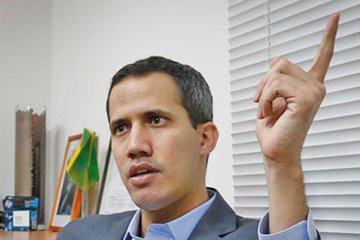 Breve detención del presidente del Parlamento genera polémica 