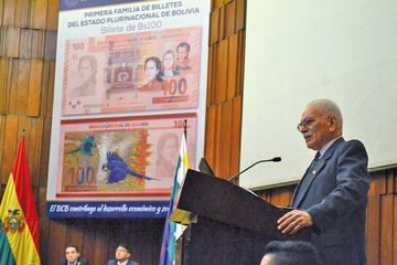 El presidente del ente emisor, Pablo Ramos en la presentación del papel moneda.