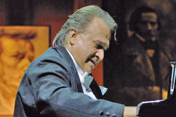 Pianista cubano ofrece  su música en Bolivia