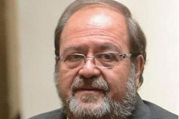 Educación, Roberto Aguilar.