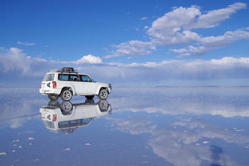 Solo está autorizado el ingreso de autos 4 X 4 al salar.