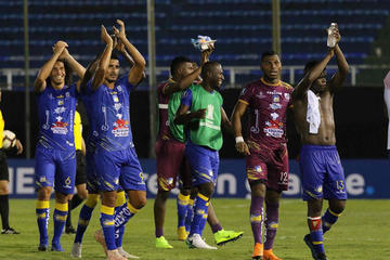 Delfín clasifica a la segunda fase de la Copa