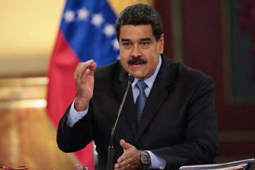EE.UU. amenaza a Maduro con Guantánamo si no cede a presión