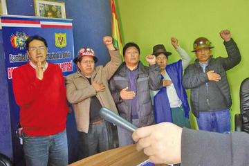 Exjefes de bancada dirigen la Brigada Parlamentaria