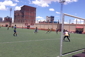 Ochoaizpur fortalece el trato del balón y la definición de sus dirigidos