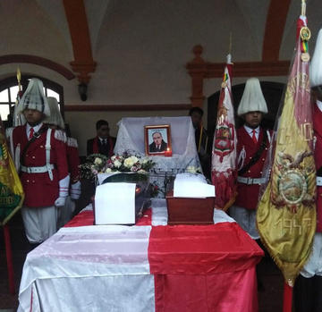 El acto de homenaje en el Colegio Pichincha.