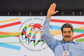 Nicolás Maduro participó del acto de cierre de la Asamblea Internacional de los Pueblos en Caracas.