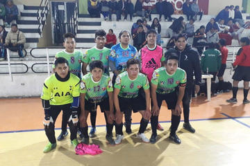 El cuadro de Atlético Sumaj logró el título en la categoría Juvenil
