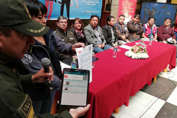 Ayer demostraron el uso del sistema informático.
