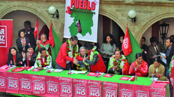 Agrupación de Quispe y Santamaría sella una alianza con Bolivia Dice No