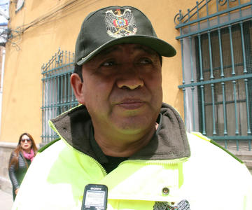 La Policía usará grúas para evitar congestionamiento