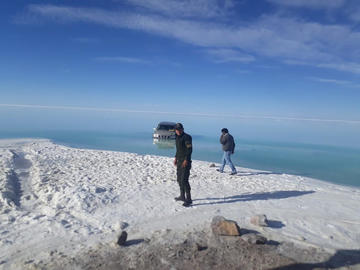 Continúa anegado el salar de Uyuni