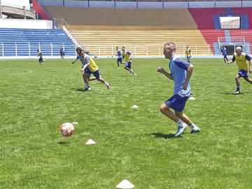 Los jugadores lilas durante su entrenamiento.