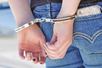 Cae adolescente extranjera por red de proxenetismo