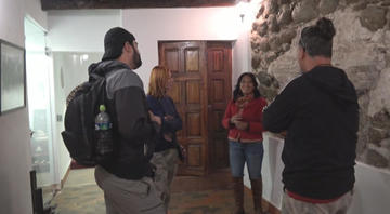 Decenas de turistas visitan diariamente el museo.
