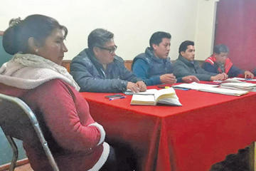 Cívicos llevan problemática del Silala a un encuentro nacional