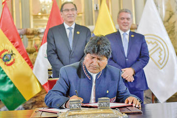 Bolivia asume la presidencia  de CAN con llamado a unidad