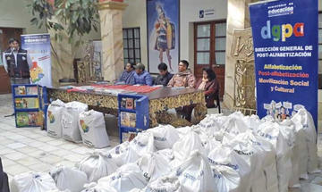 Conforman más bibliotecas comunitarias para beneficio de los alumnos