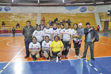 El plantel completo del Mercado Uyuni.