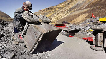 Mineros sindicalizados y cooperativizados generan las regalías mineras.
