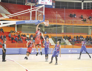 Nacional vence a Universidad y se afianza en la cima del "B"