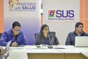 Hay 2 médicos en estado crítico por un virus aún no identificado