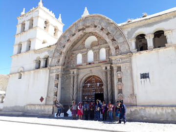 La impresionante fachada.