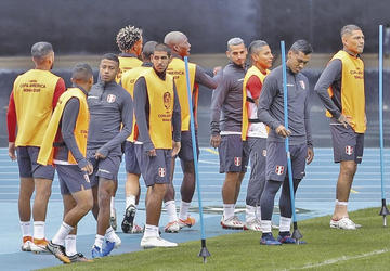 La selección incnaica en el cierre de sus entrenamientos.