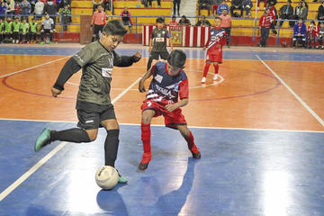 Potosí cayó 2-4 ante Cochabamba.