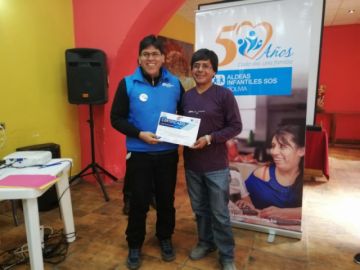 Los participantes recibieron certificados tras las tres jornadas de charlas.