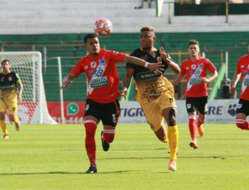 El partido disputado en Santa Cruz.